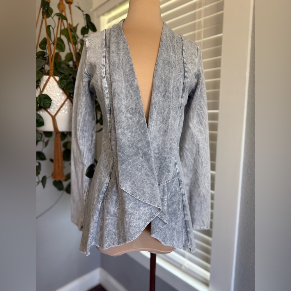 Testimony Los Angeles Draped Jacket Size XS EUC